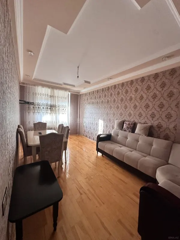 Kirayə verilir 2 otaqlı mənzil 75 m²