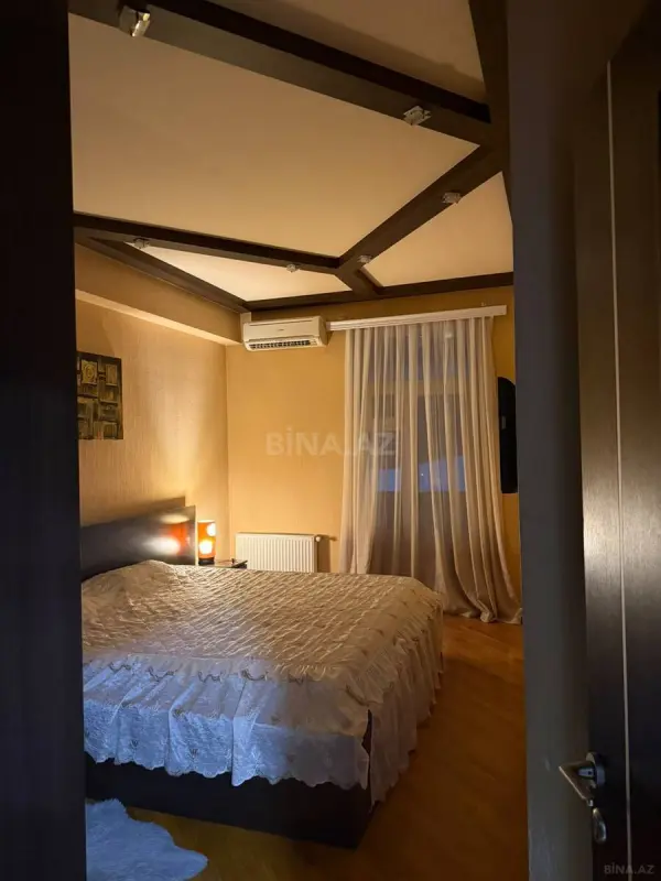 Kirayə verilir 2 otaqlı mənzil 70 m²