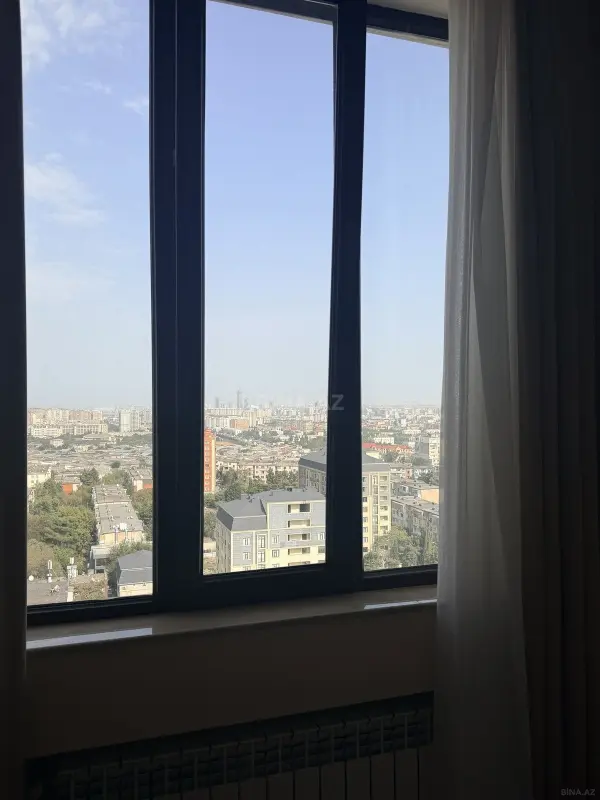 Satılır 3 otaqlı mənzil 127 m²
