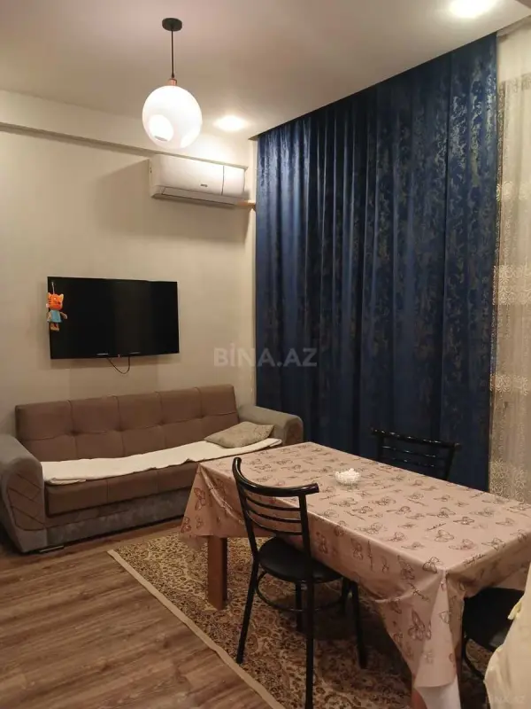 Kirayə verilir 2 otaqlı mənzil 50 m²
