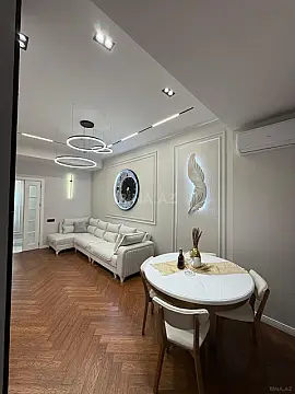Kirayə verilir 2 otaqlı mənzil 80 m² — Bakı 2 otaq 80.00 m²