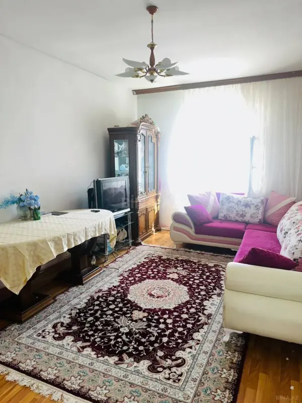 Satılır 2 otaqlı mənzil 58 m²