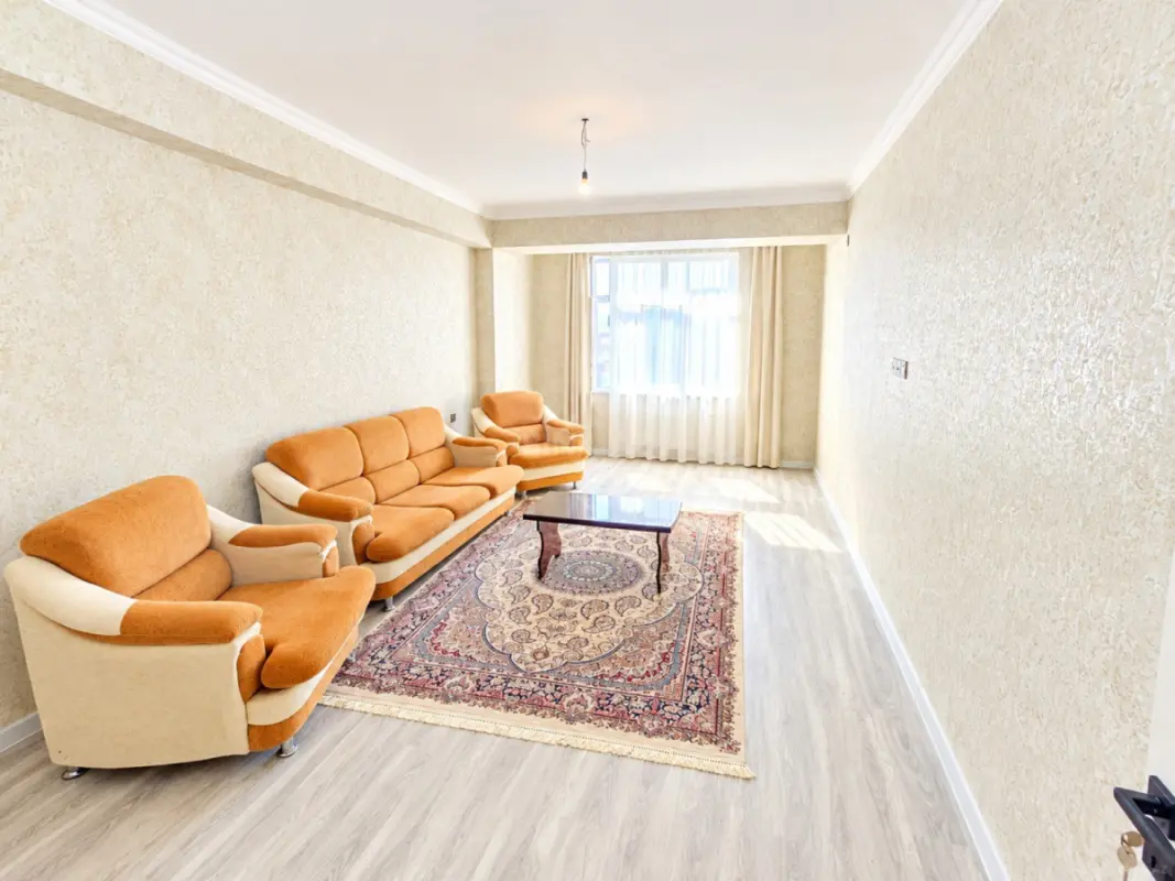 Satılır 2 otaqlı mənzil 53 m²