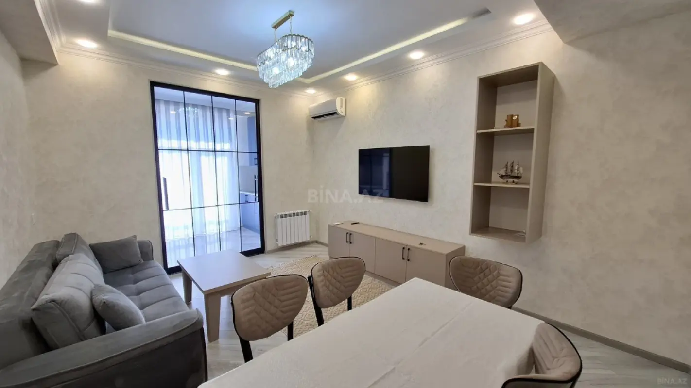 Satılır 2 otaqlı mənzil 68 m²