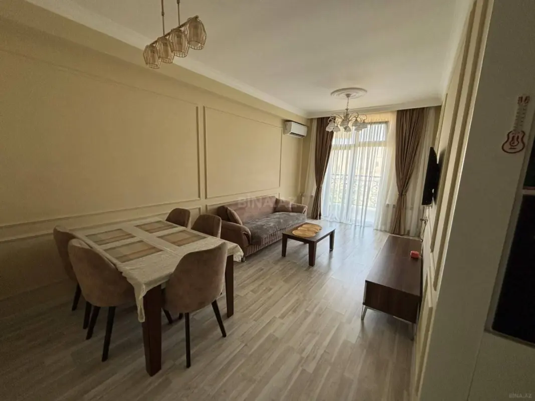 Satılır 2 otaqlı mənzil 67 m²