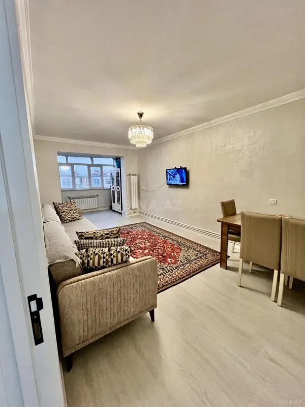 Satılır 3 otaqlı mənzil 75 m²