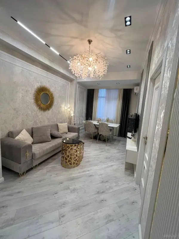 Satılır 2 otaqlı mənzil 46 m²