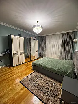 Satılır 3 otaqlı mənzil 105 m² — Bakı 3 otaq 105.00 m²