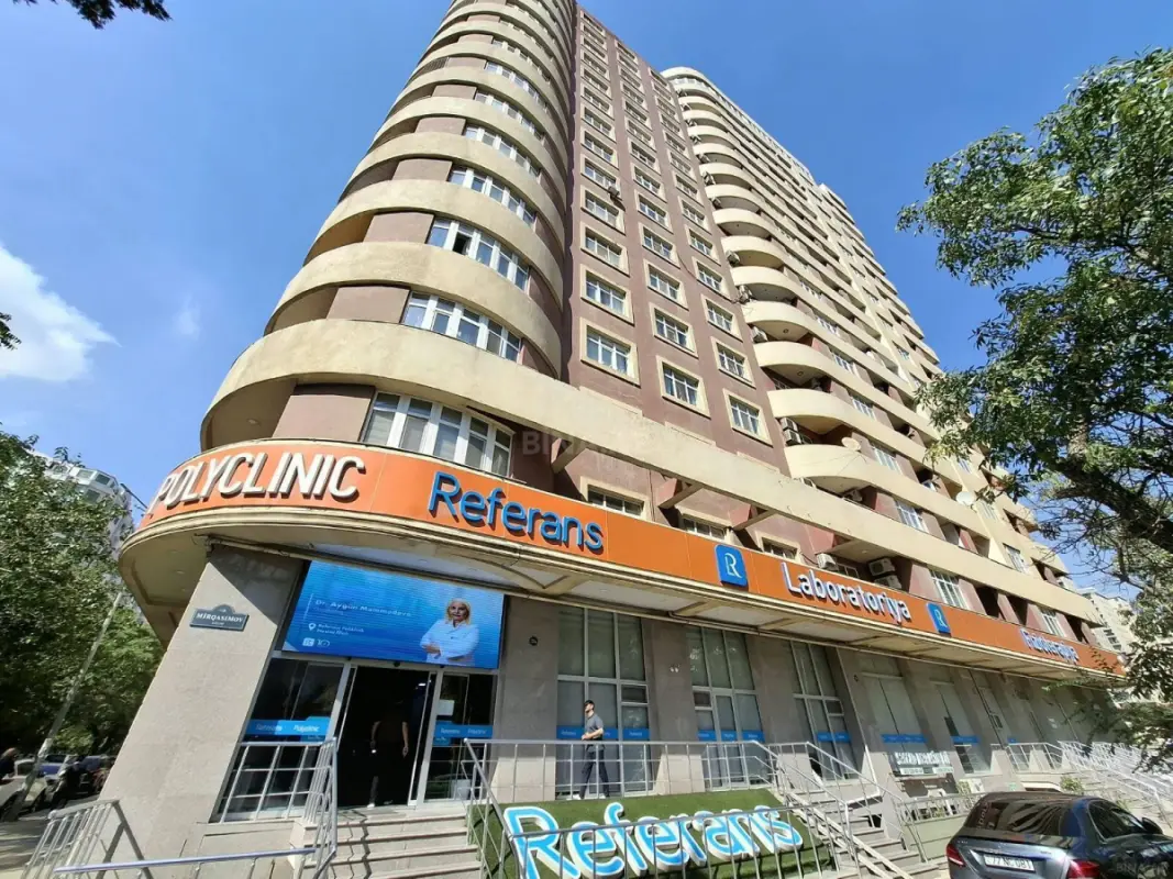 Satılır 4 otaqlı mənzil 167 m²