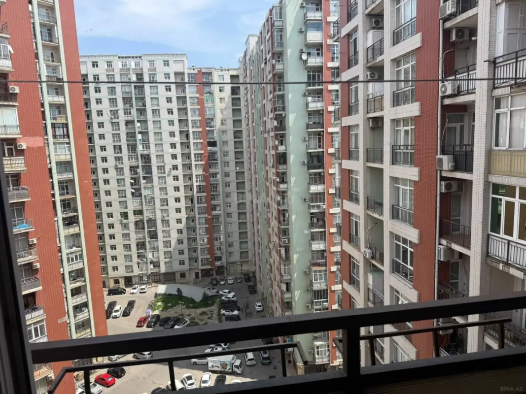 Kirayə verilir 2 otaqlı mənzil 100 m²