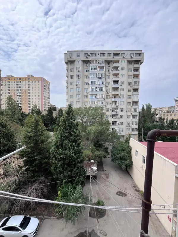 Satılır 2 otaqlı mənzil 38 m²