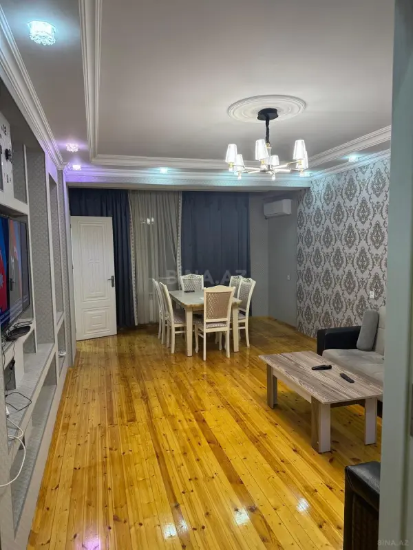 Kirayə verilir 2 otaqlı mənzil 68 m²