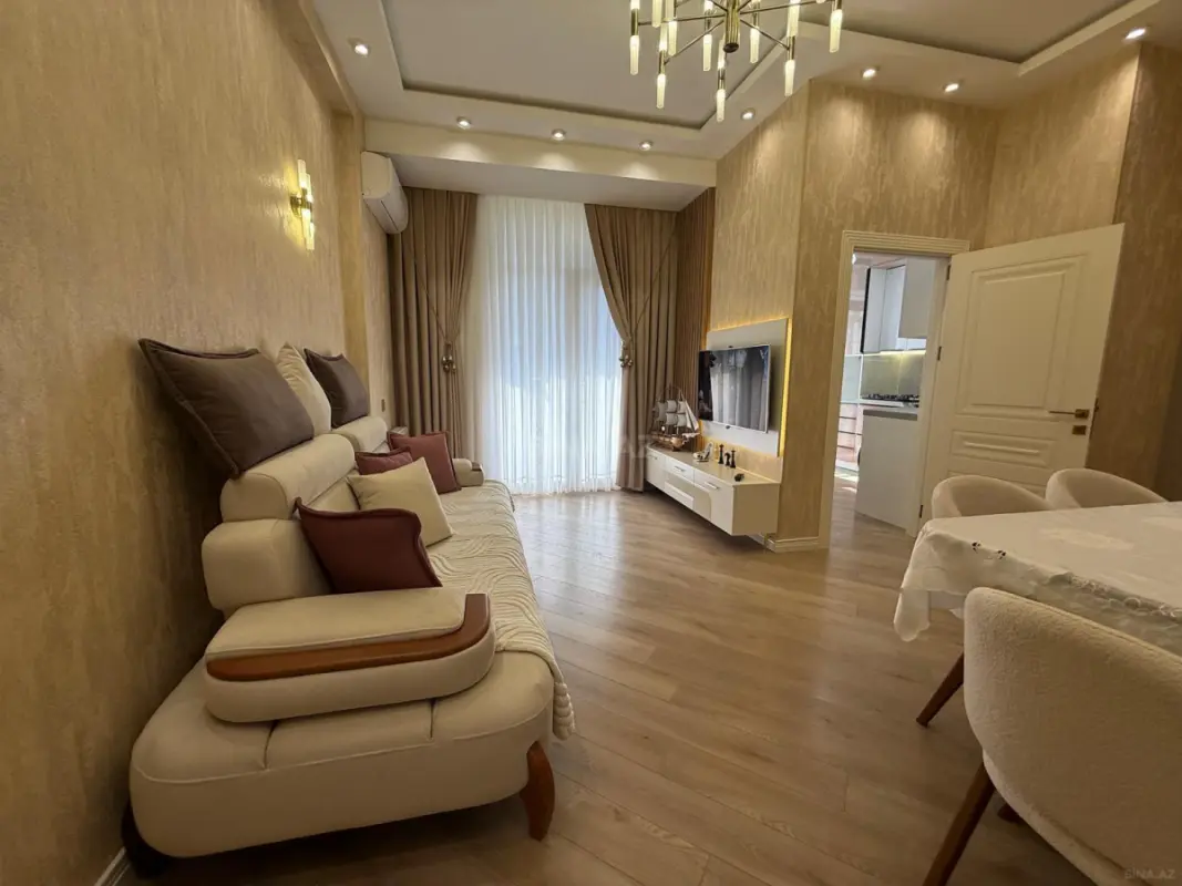 Kirayə verilir 2 otaqlı mənzil 55 m²