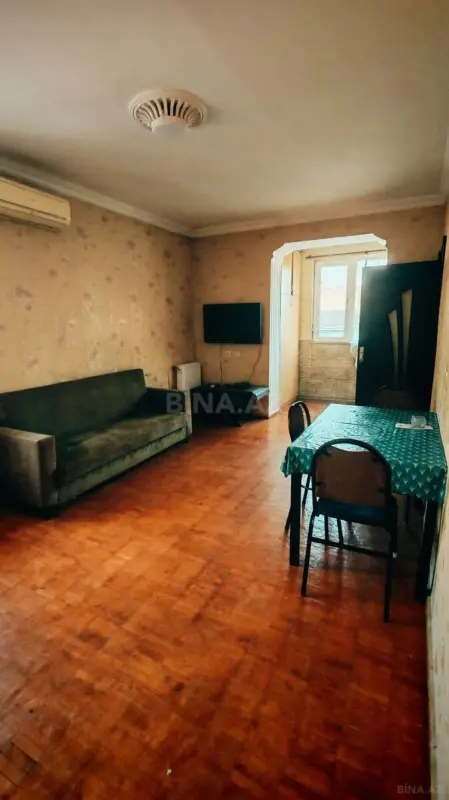 Kirayə verilir 2 otaqlı mənzil 35 m²