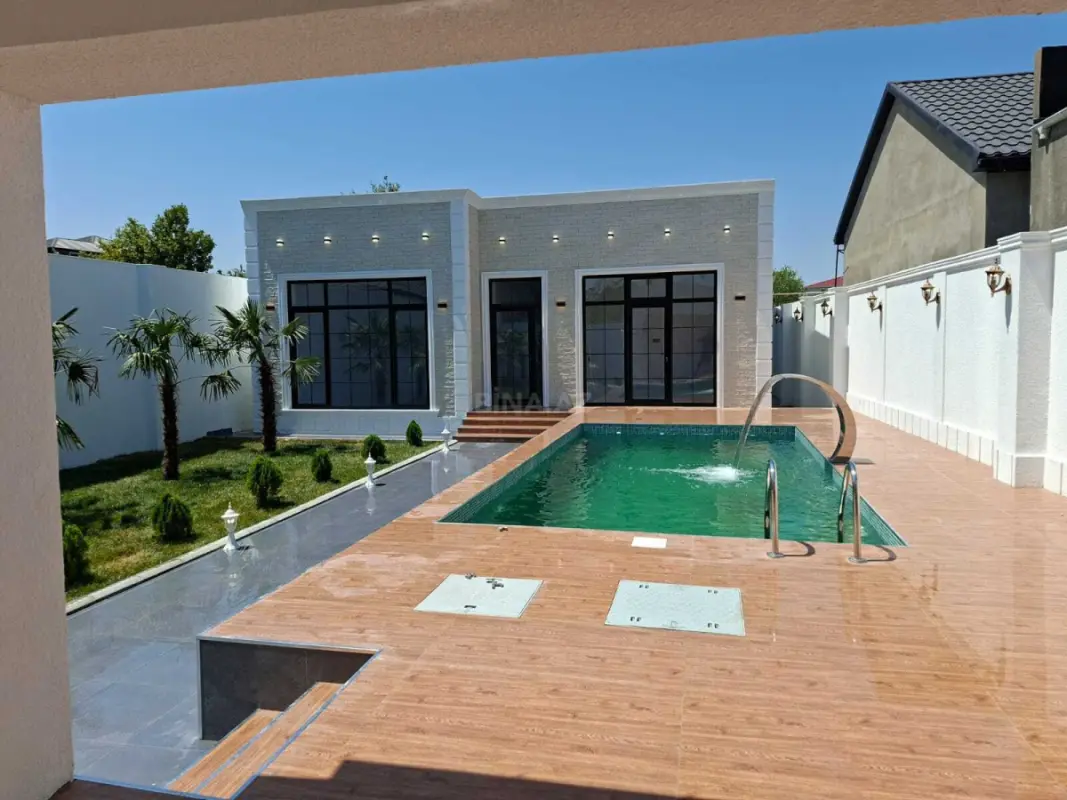 Satılır 4 otaqlı həyət evi 160 m²