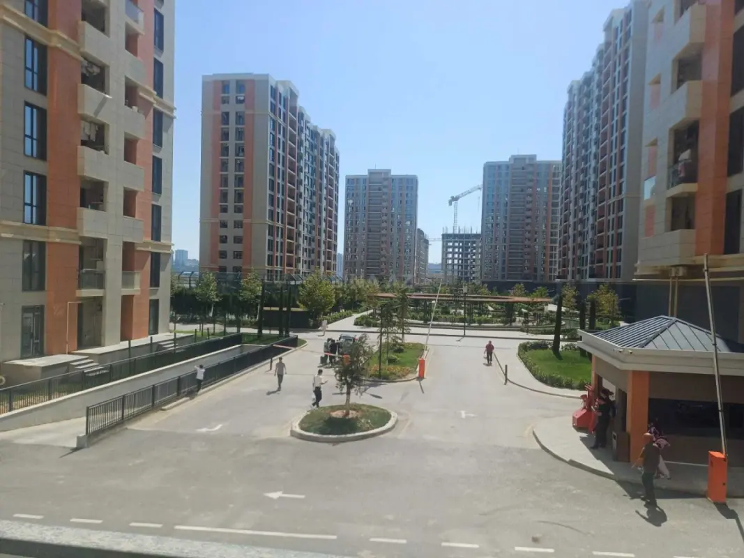 Satılır 3 otaqlı mənzil 65.1 m²