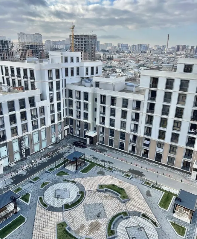 Kirayə verilir 2 otaqlı mənzil 85 m²