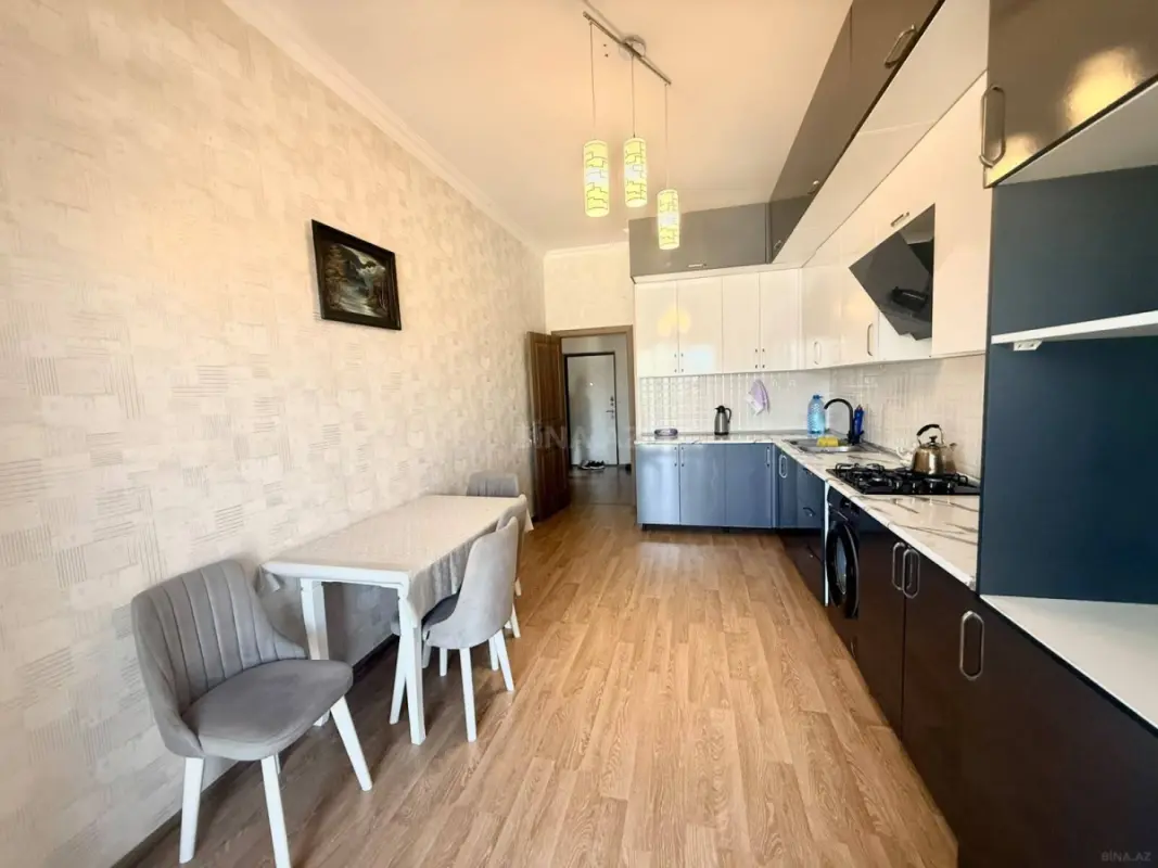 Kirayə verilir 3 otaqlı mənzil 135 m²