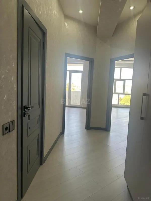 Satılır 2 otaqlı mənzil 63.7 m²