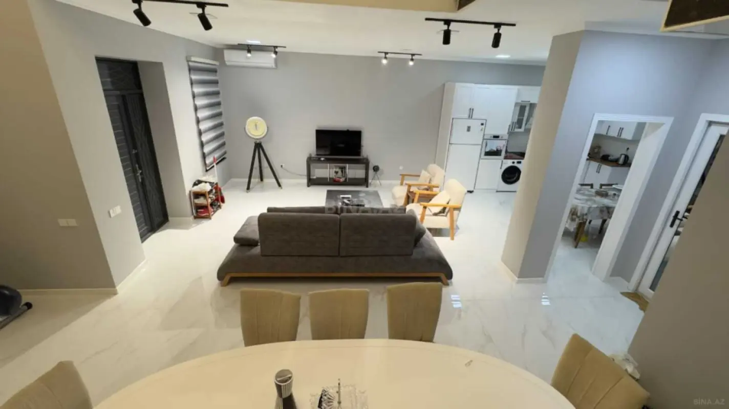 Kirayə verilir 5 otaqlı ofis 240 m²
