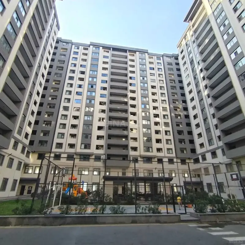 Satılır 3 otaqlı mənzil 159 m²