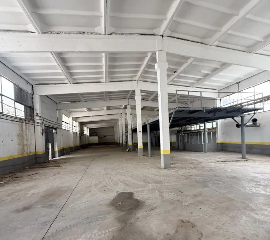 Kirayə verilir obyekt 1000 m²