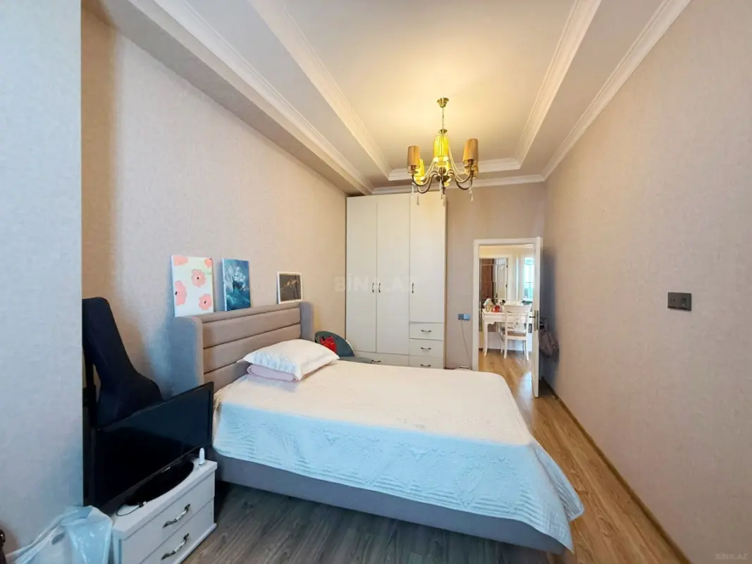 Satılır 3 otaqlı mənzil 100 m²