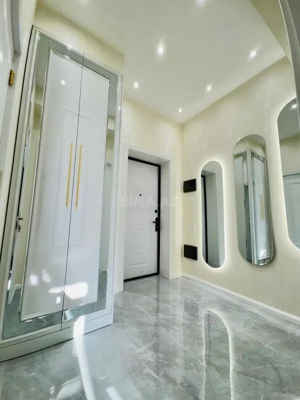Satılır 2 otaqlı mənzil 59 m²