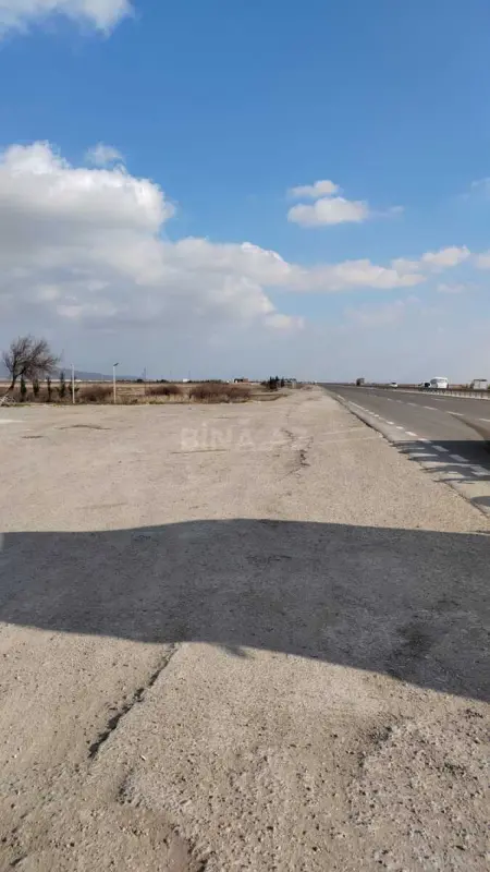 Satılır torpaq sahəsi 350 m²