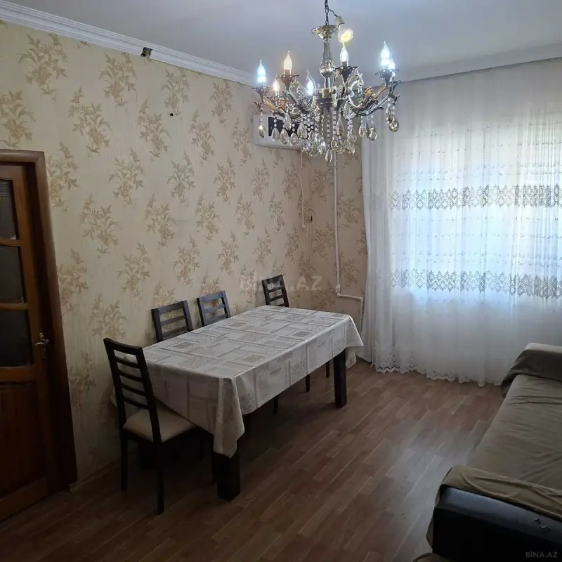 Satılır 4 otaqlı mənzil 85 m²