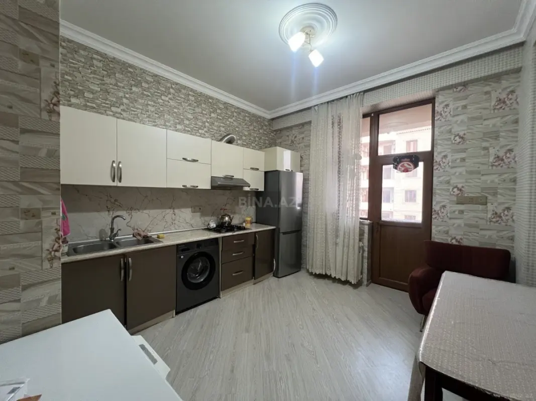 Kirayə verilir 1 otaqlı mənzil 40 m²