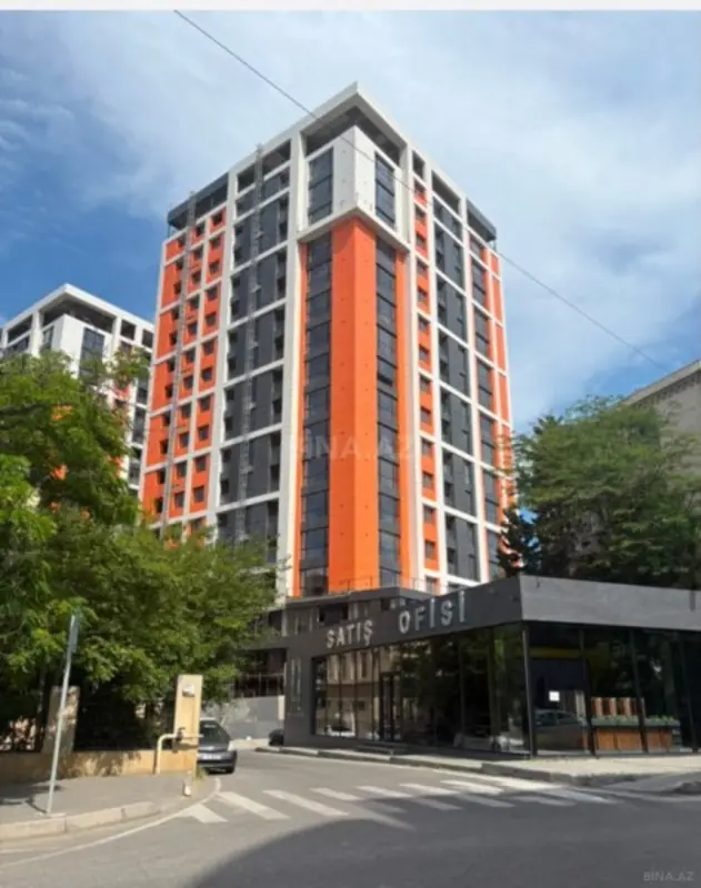 Satılır 3 otaqlı mənzil 147 m²