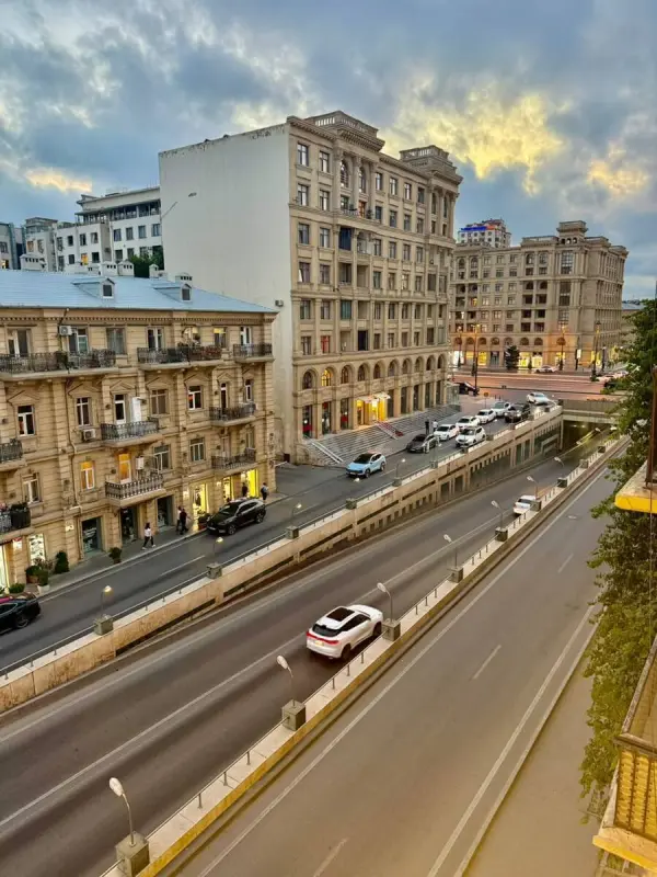 Satılır 2 otaqlı mənzil 47 m²