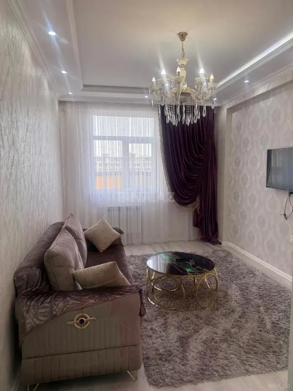 Kirayə verilir 2 otaqlı mənzil 70 m²