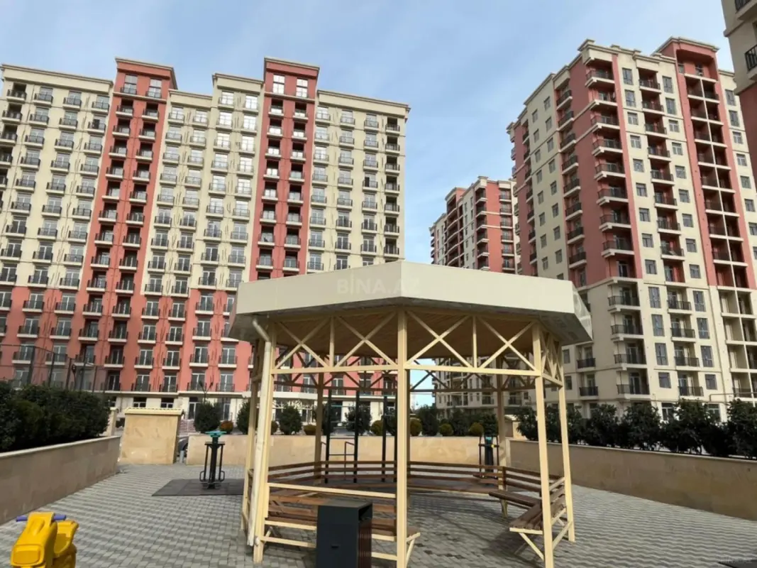 Satılır 2 otaqlı mənzil 80 m²