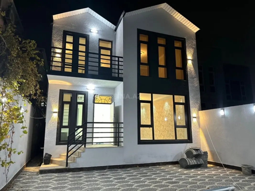 Satılır 4 otaqlı həyət evi 130 m²