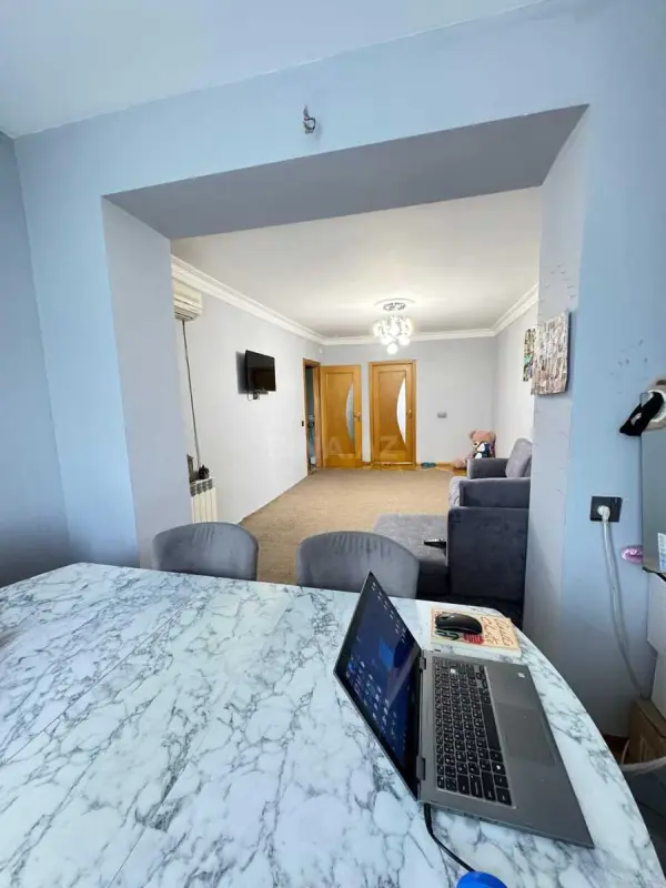 Satılır 3 otaqlı mənzil 65 m²