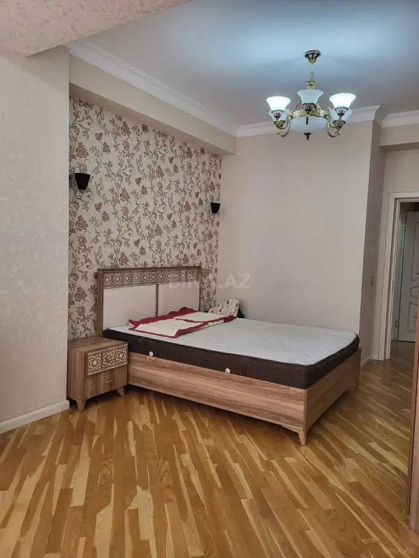 Kirayə verilir 3 otaqlı mənzil 95 m²