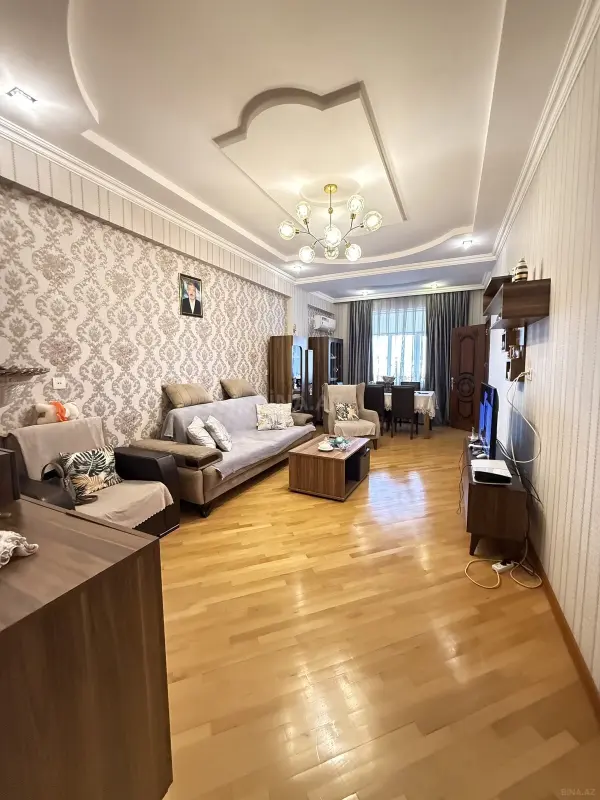 Satılır 3 otaqlı mənzil 94 m²