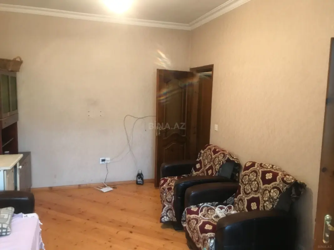 Kirayə verilir 2 otaqlı mənzil 45 m²