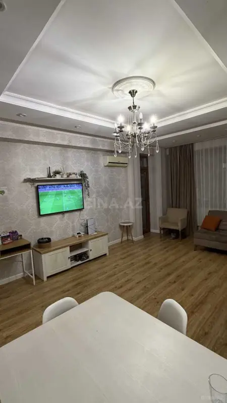 Satılır 2 otaqlı mənzil 62 m²