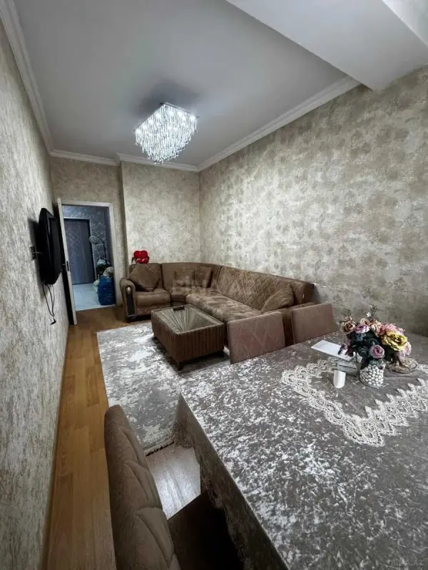 Satılır 2 otaqlı mənzil 64 m²