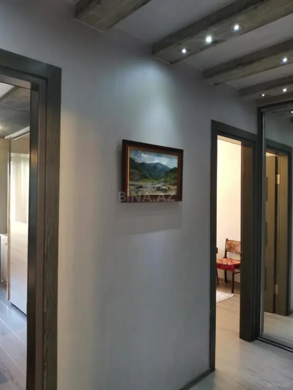 Satılır 3 otaqlı mənzil 82 m²