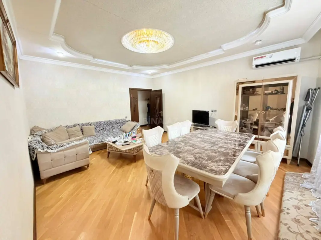 Satılır 3 otaqlı mənzil 95 m²