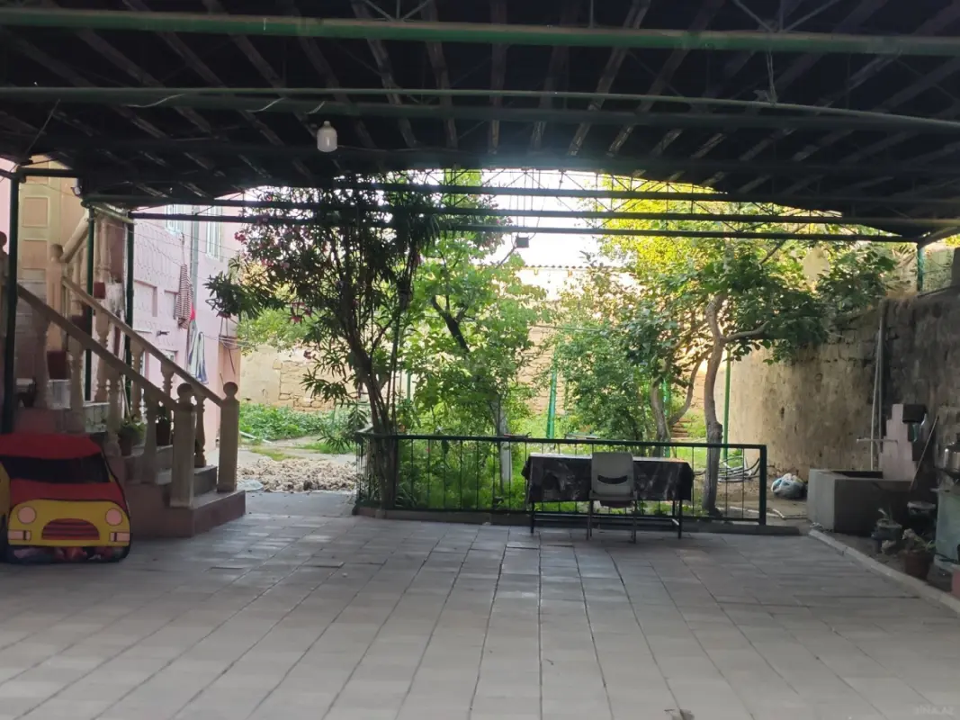 Satılır 5 otaqlı həyət evi 144 m²