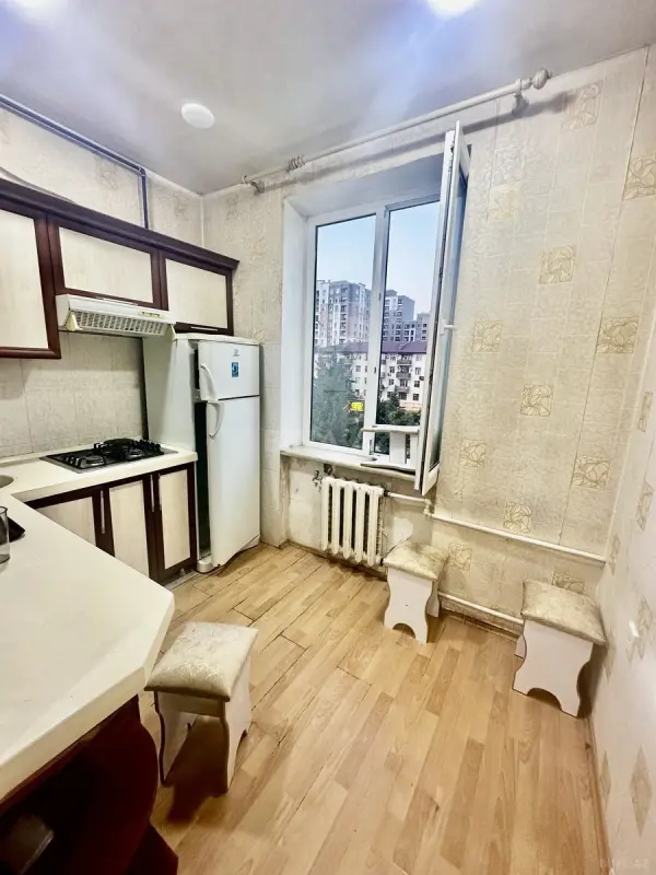 Kirayə verilir 2 otaqlı mənzil 38 m²