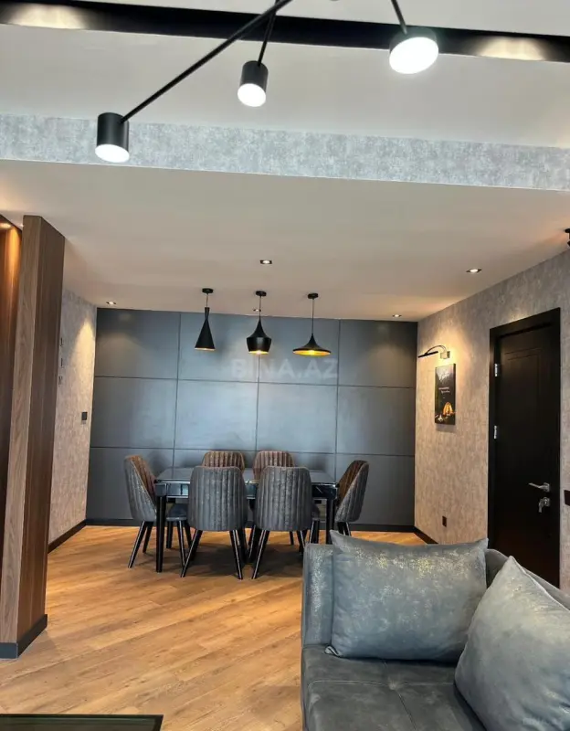 Kirayə verilir 2 otaqlı mənzil 100 m²