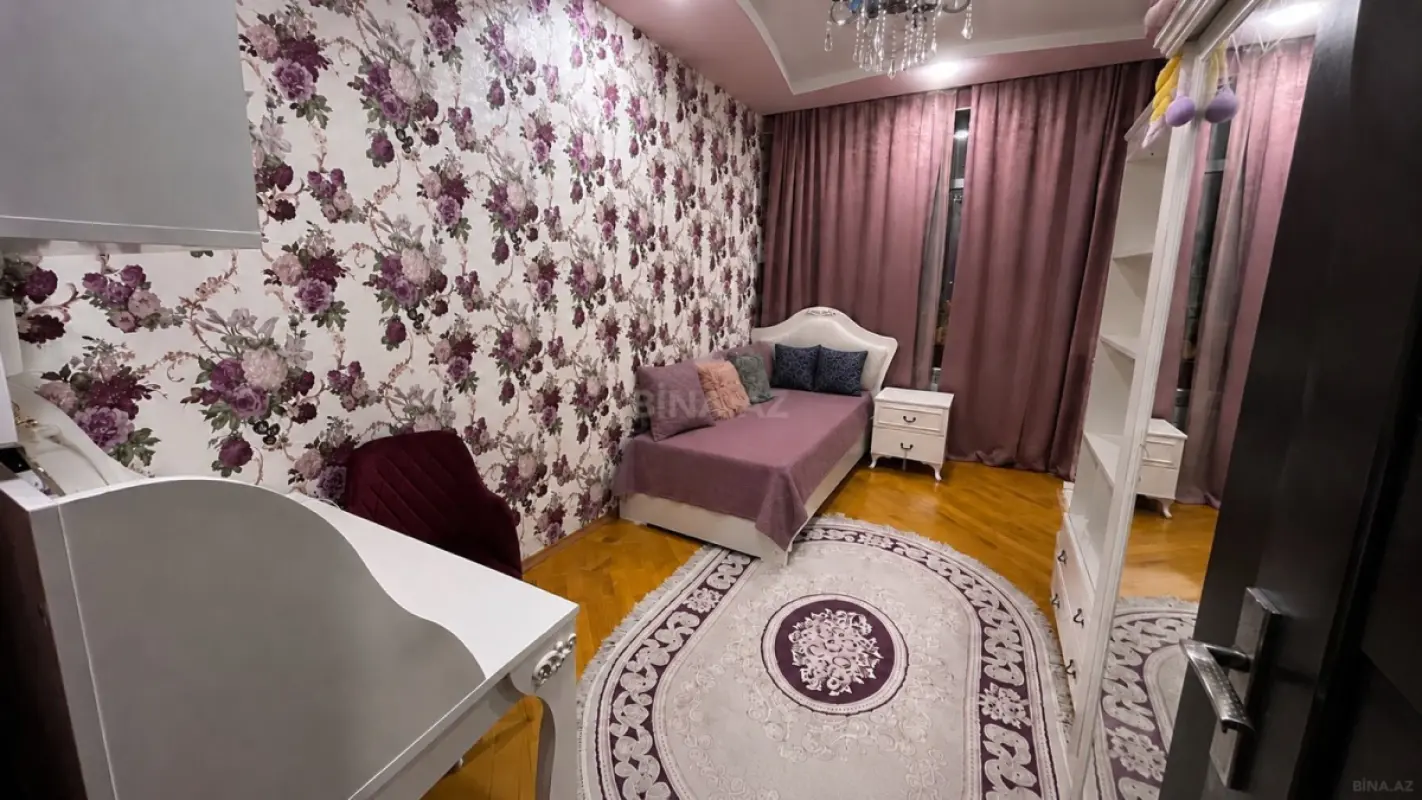 Satılır 3 otaqlı mənzil 96 m²