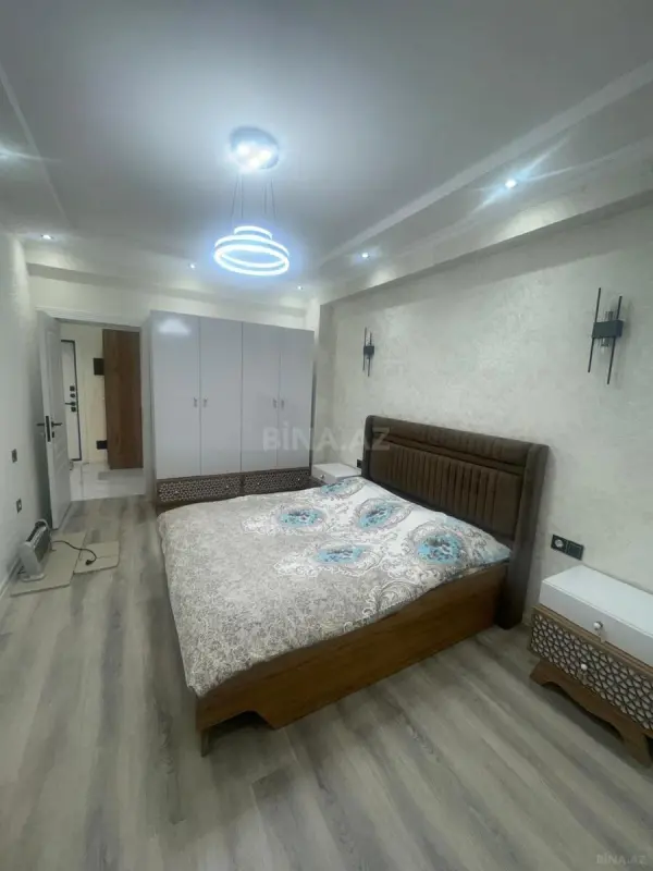 Kirayə verilir 2 otaqlı mənzil 70 m²