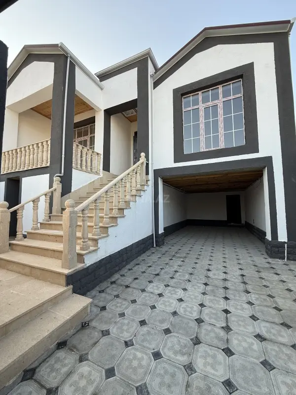 Satılır 4 otaqlı həyət evi 120 m²